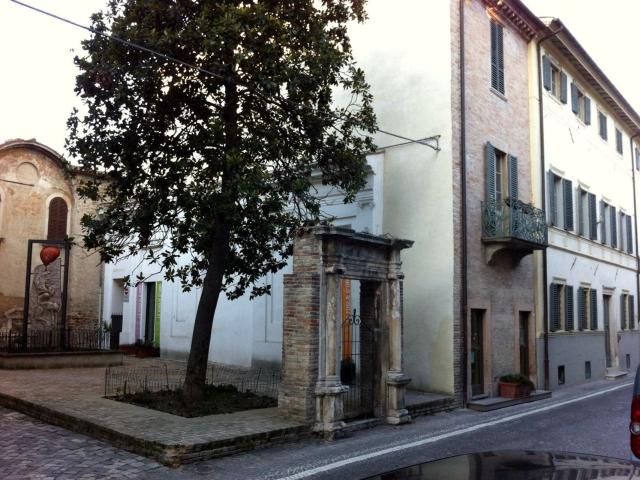 Appartamento in vendita di 120 m² in Via Filippo Ugolini, 15