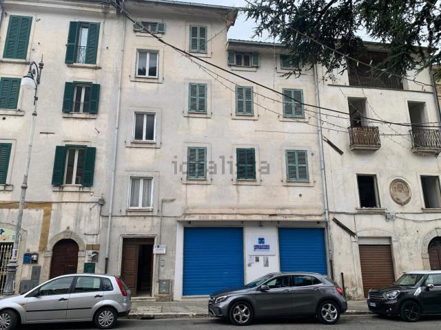 Appartamento in vendita di 120 m² in Via Filippo Corridoni