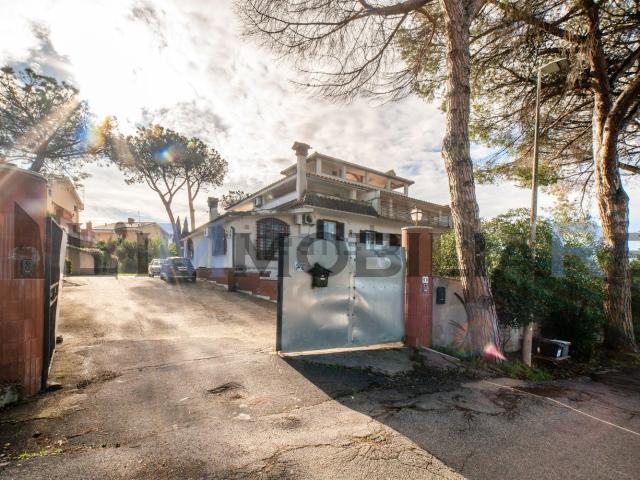 Appartamento in vendita di 120 m² in Via Filippo Grispigni, 50