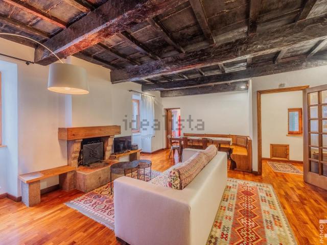 Appartamento in vendita di 120 m² in Via Filippo Neri