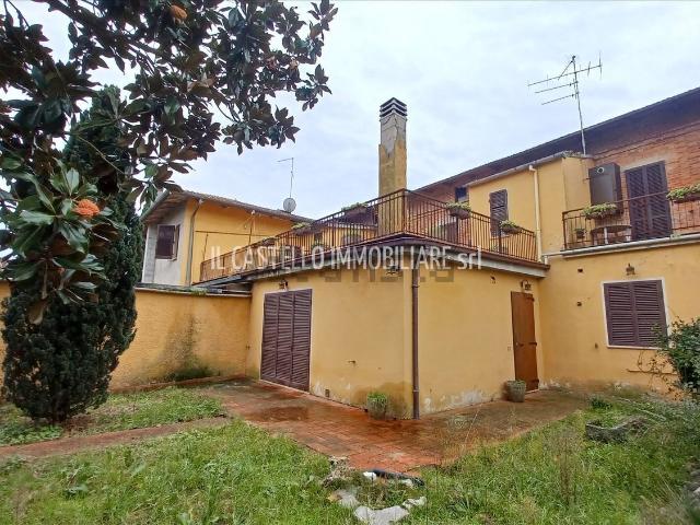 Appartamento in vendita di 120 m² in Via Fiorentina, 20