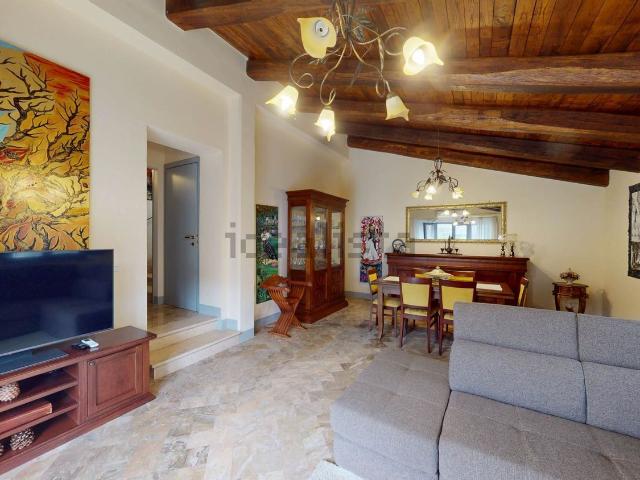 Appartamento in vendita di 120 m² in Via Flaminia Nord, 6