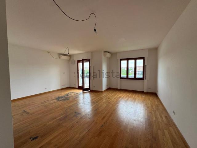 Appartamento in vendita di 120 m² in Via fra Gerolamo Savonarola, 21