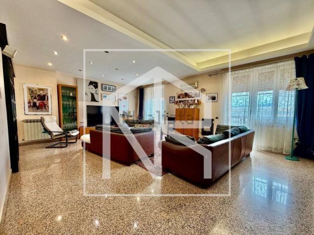 Appartamento in vendita di 120 m² in Via Francavilla Fontana, 31