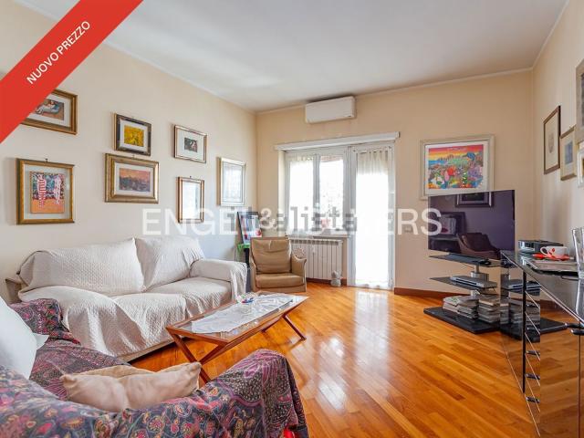 Appartamento in vendita di 120 m² in Via Francesco Acri