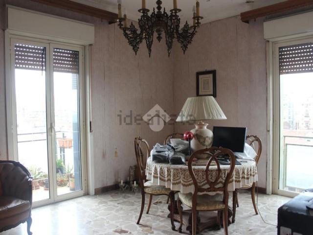 Appartamento in vendita di 120 m² in Via Francesco Crispi, 125