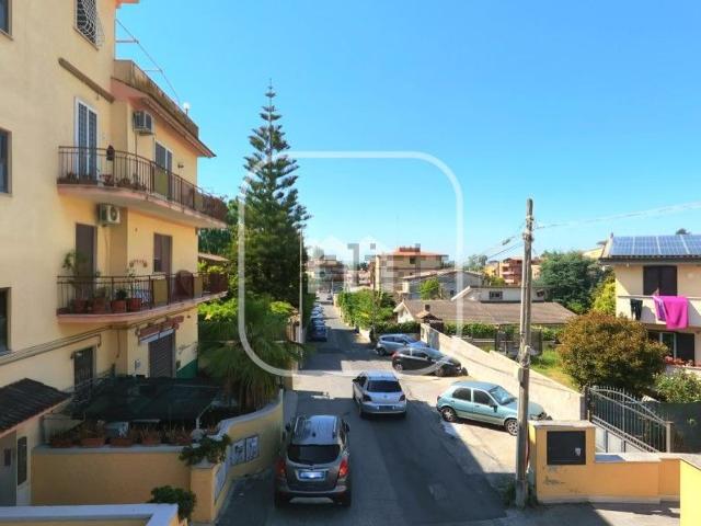 Appartamento in vendita di 120 m² in Via Francesco Giuseppe Bressani, 26