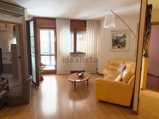Appartamento in vendita di 120 m² in Via Francesco Petrarca, 59