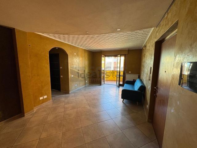 Appartamento in vendita di 120 m² in Via Francesco Petrarca