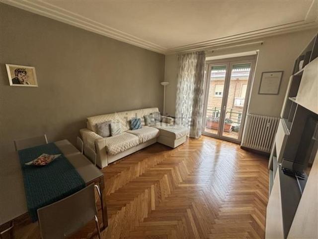 Appartamento in vendita di 120 m² in Via Fratelli Carle