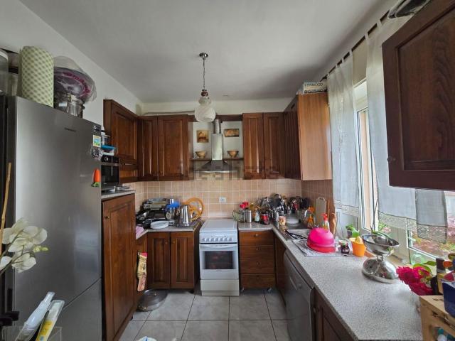 Appartamento in vendita di 120 m² in Via Fratelli Giordanengo Patrioti, 86