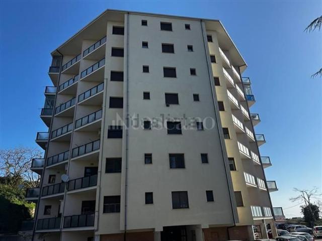 Appartamento in vendita di 120 m² in Via Fratelli Plutino