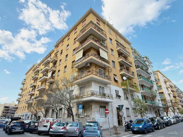 Appartamento in vendita di 120 m² in Via Fregene