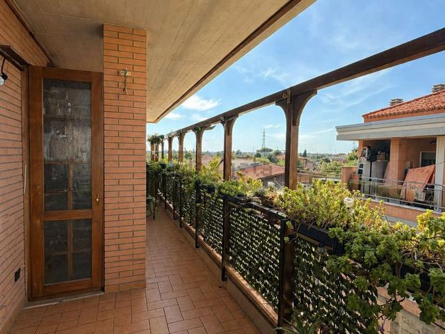 Appartamento in vendita di 120 m² in Via Ignazio Scimonelli