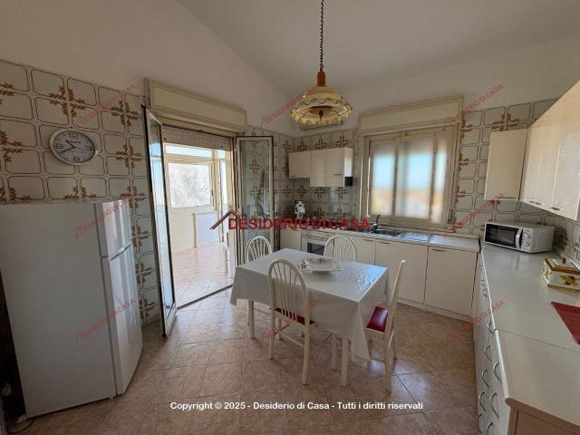 Appartamento in vendita di 120 m² in Via Ischia, 18