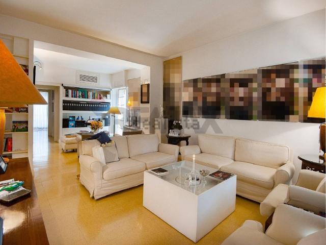 Appartamento in vendita di 120 m² in Via Isola Bella