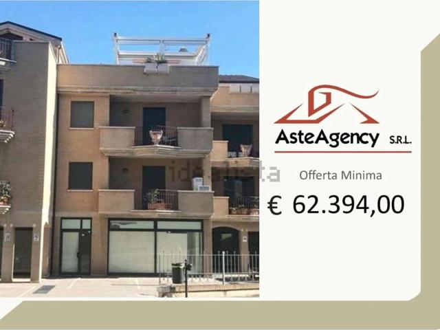 Appartamento in vendita di 120 m² in Via IV Novembre, 101