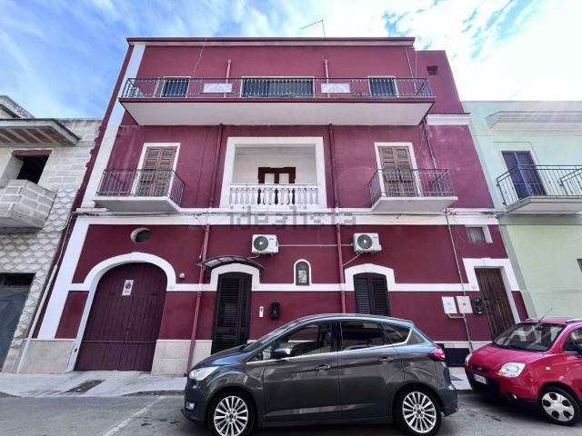 Appartamento in vendita di 120 m² in Via IV Novembre, 13