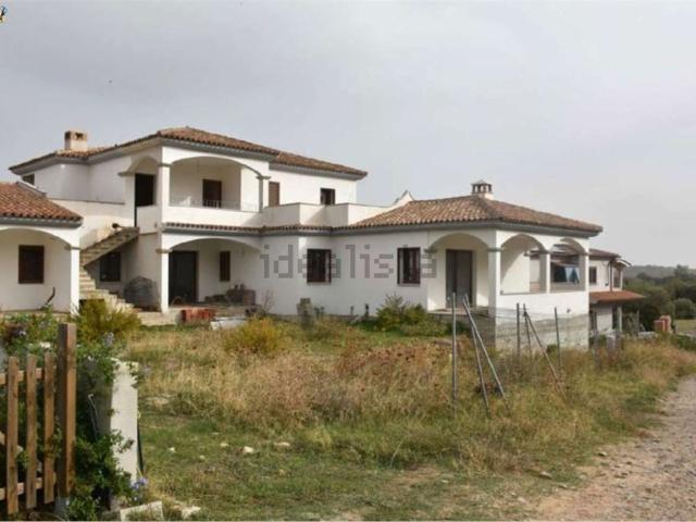Appartamento in vendita di 120 m² in Via Giacomo Matteotti