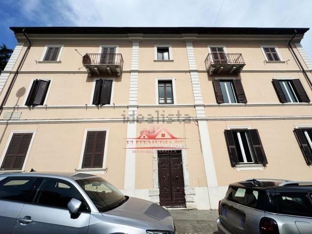 Appartamento in vendita di 120 m² in Via Oreste Borghesi, 3