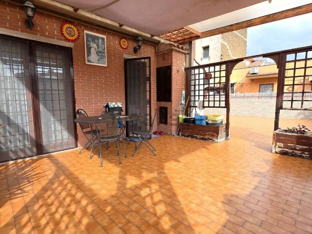 Appartamento in vendita di 120 m² in Via Ovidio Franchi