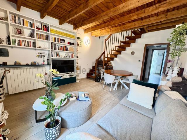 Appartamento in vendita di 120 m² in Via Lodovico Il Moro, 137