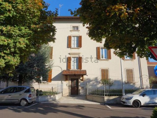 Appartamento in vendita di 120 m² in Via Lombardi Don Gian Battista