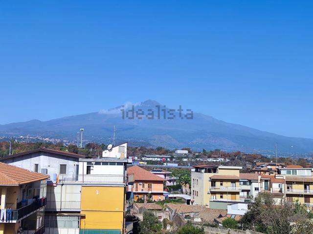 Appartamento in vendita di 120 m² in Via Lorenzo Calanna