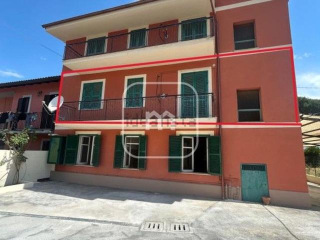 Appartamento in vendita di 120 m² in Via Latina