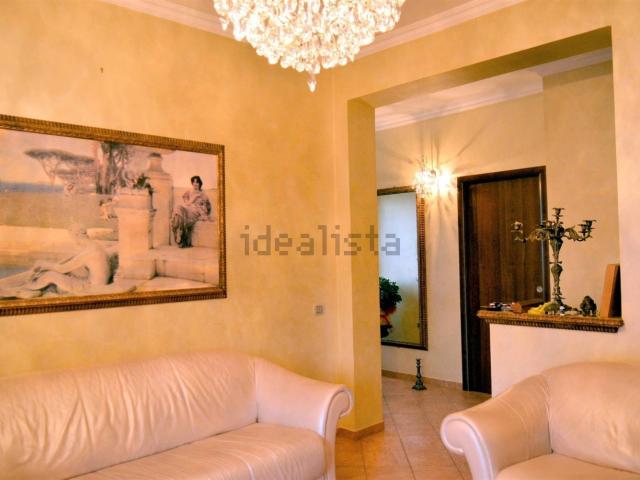 Appartamento in vendita di 120 m² in Via Lauro Rossi