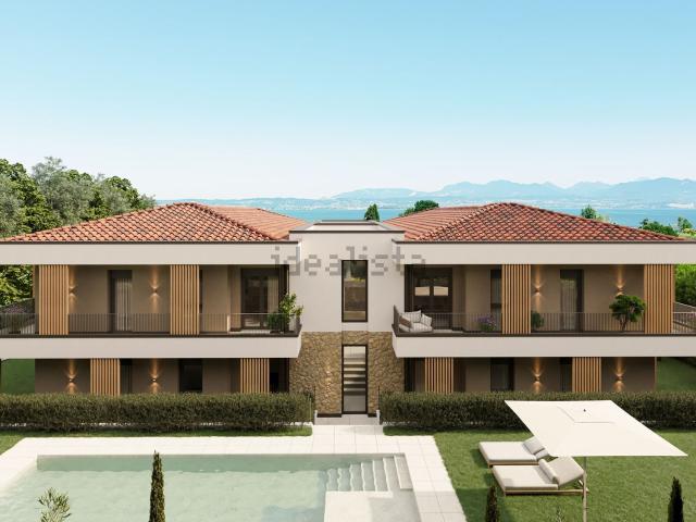 Appartamento in vendita di 120 m² in Via Lazise, 1