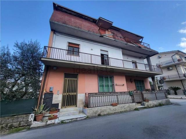 Appartamento in vendita di 120 m² in Via la Libera