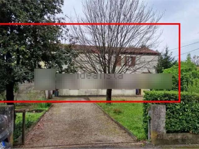 Appartamento in vendita di 120 m² in Via le Basse