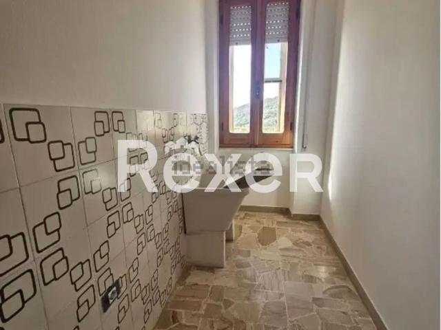 Appartamento in vendita di 120 m² in Via Lei