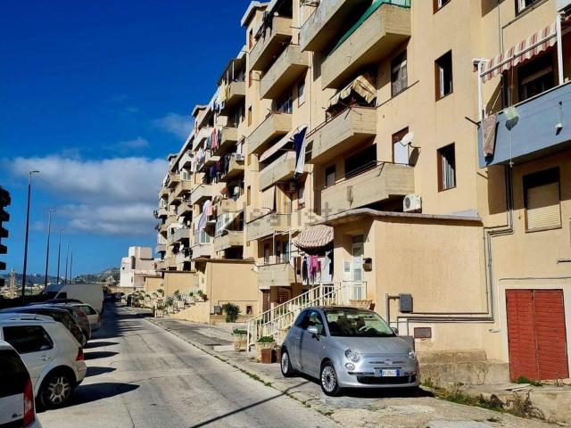 Appartamento in vendita di 120 m² in Via lipari