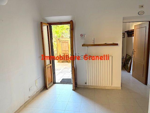 Appartamento in vendita di 120 m² in Via Luca Landucci