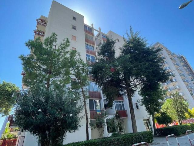 Appartamento in vendita di 120 m² in Via Lucania, 65