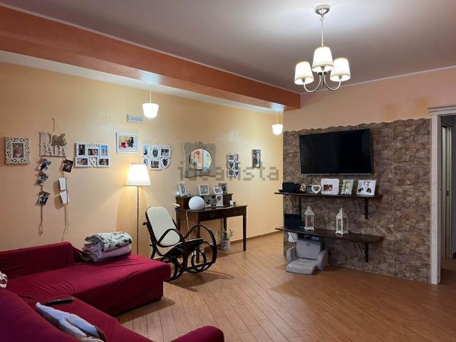 Appartamento in vendita di 120 m² in Via Lucio Tasca, 127
