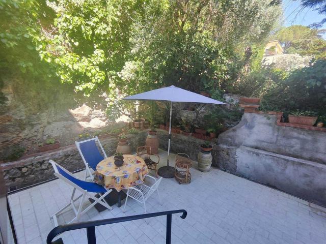 Appartamento in vendita di 120 m² in Via Ludovico Ariosto