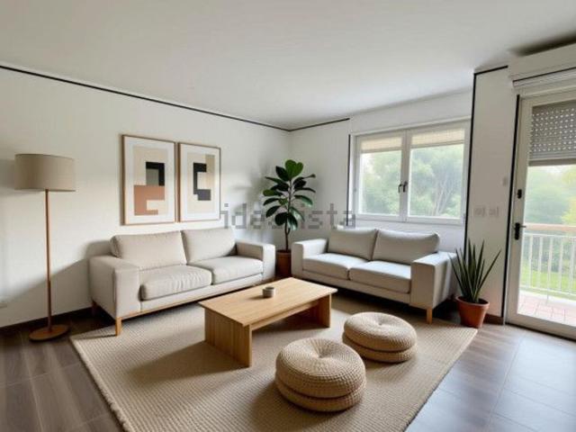 Appartamento in vendita di 120 m² in Via Luigi Gadola