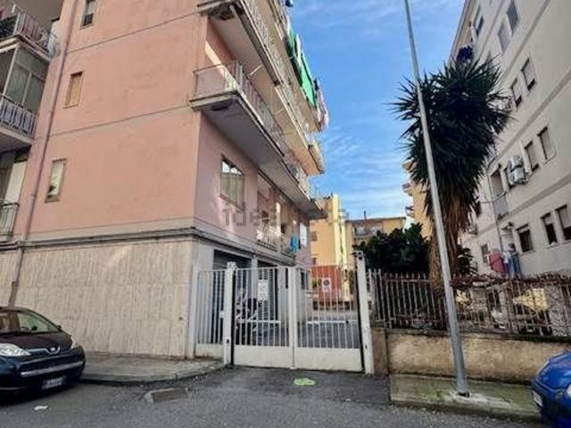 Appartamento in vendita di 120 m² in Via Luigi Lazzarelli, 26