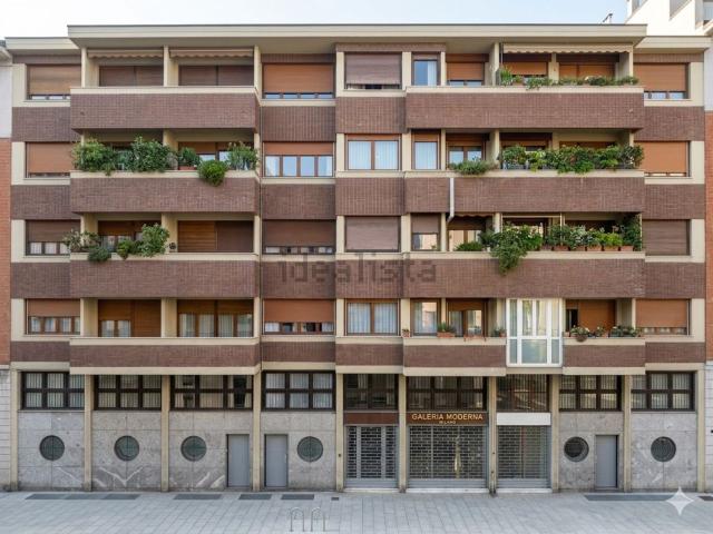 Appartamento in vendita di 120 m² in Via Luigi Varanini, 27