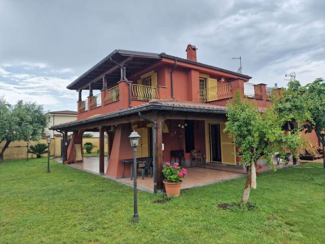 Appartamento in vendita di 120 m² in Via Lula