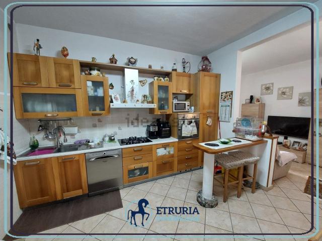 Appartamento in vendita di 120 m² in Via Modenese