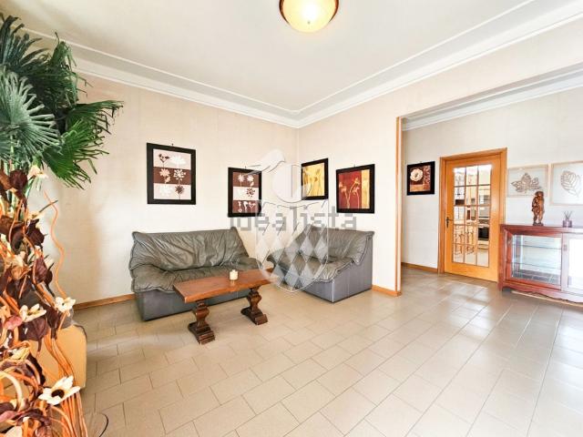 Appartamento in vendita di 120 m² in Via Molina