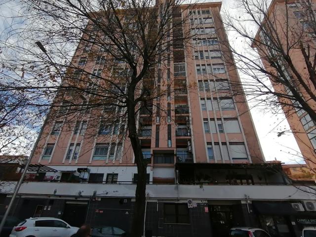 Appartamento in vendita di 120 m² in Via Monsignor Fortunato Maria Farina