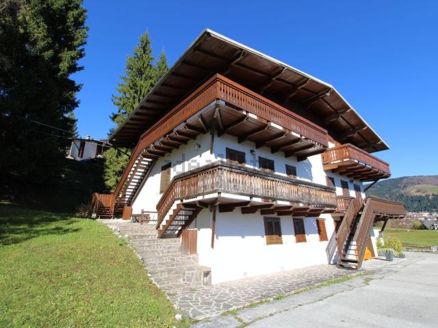 Appartamento in vendita di 120 m² in Via Monte Zingarella, 10
