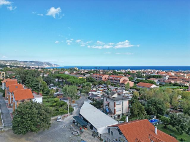 Appartamento in vendita di 120 m² in Via Montello, 54