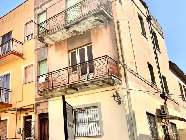 Appartamento in vendita di 120 m² in Via Madonna dell&apos Asilo