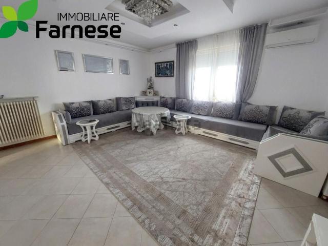Appartamento in vendita di 120 m² in Via Mafalda di Savoia, 35